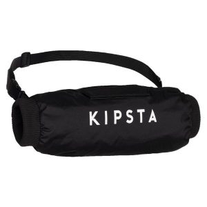 Ogrzewacz rąk do futbolu amerykańskiego Kipsta AF550CM. Czarne rękawiczki KIPSTA, bez wzorów, z materiału. Za 59,99 zł.