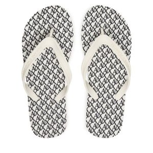 Japonki Armani Exchange. Klapki Armani Exchange, bez wzorów, bez obcasa. Za 209,99 zł.