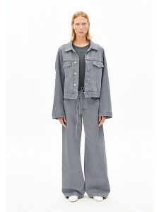 Armedangels Dżinsy ''Astraeaas'' - Comfort fit - w kolorze szarym rozmiar: W30/L34. Szare jeansy ARMEDANGELS, z aplikacjami, ze skóry. Za 301,45 zł.