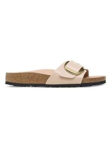 Birkenstock Skórzane klapki "Madrid Big Buckle" w kolorze jasnoróżowym rozmiar: 37. Różowe klapki Birkenstock, bez wzorów, z otwartym noskiem, bez obcasa. Za 483,17 zł.