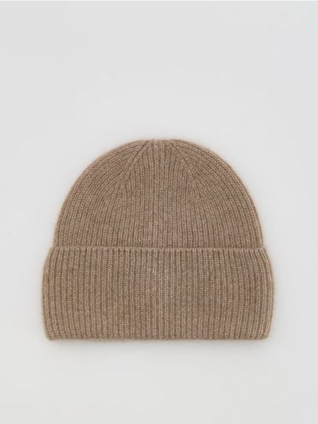 Wełniana czapka z dodatkiem kaszmiru - brązowy. Brązowe czapki Reserved, bez wzorów, z kaszmiru. Za 99,99 zł.