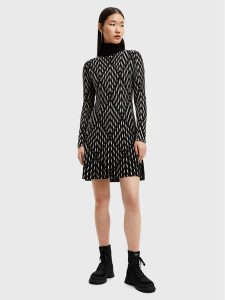 Desigual Sukienka dzianinowa Sian 22WWVF07 Czarny Regular Fit. Czarne kombinezony Desigual, xl, bez wzorów, z dzianiny, bez kołnierzyka, bez ramiączek. Za 539,99 zł.