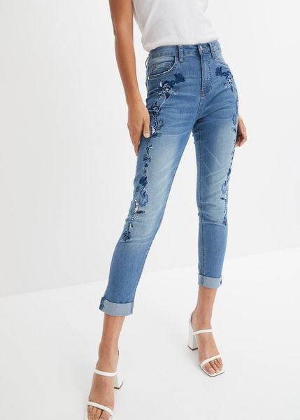 Jeansy skinny, średni stan, cropped. Niebieskie jeansy bonprix, bez wzorów, z jeansu. Za 142,99 zł.