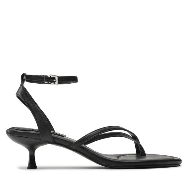 Sandały Jenny Fairy. Czarne sandały Jenny Fairy, bez wzorów, bez obcasa, na słupku, bez zapięcia. Za 109,99 zł.