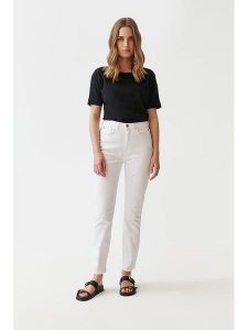 TATUUM Dżinsy - Slim fit - w kolorze białym rozmiar: 34. Białe jeansy Tatuum, z aplikacjami, ze skóry. Za 144,92 zł.