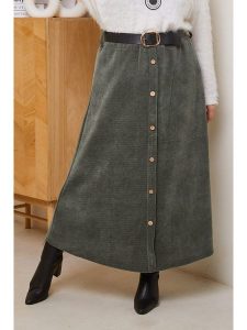 Curvy Lady Spódnica w kolorze khaki rozmiar: 48/50. Brązowe spódnice Curvy Lady, bez wzorów, ze skóry, klasyczne, maxi. Za 127,35 zł.