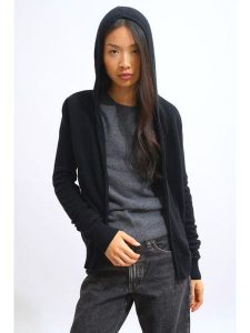 AUTHENTIC CASHMERE Kaszmirowy kardigan "Colombis" w kolorze czarnym rozmiar: XXL. Czarne kardigany AUTHENTIC CASHMERE, z kaszmiru. Za 391,59 zł.