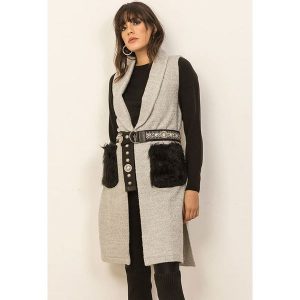 Kamizelka w kolorze szarym. Kamizelki marki Lafaba. W wyprzedaży za 114,95 zł.