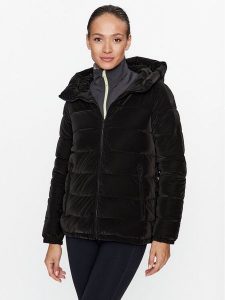 CMP Kurtka zimowa 33K3716 Czarny Regular Fit. Czarne kurtki CMP, na zimę, bez wzorów, z syntetyku, bez kaptura. Za 539,99 zł.