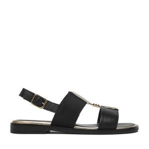 Sandały Lasocki. Czarne sandały Lasocki, bez wzorów, bez obcasa, na płaskiej podeszwie, bez zapięcia. Za 129,99 zł.