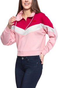 BLUZA WRANGLER CUT N SEW SWEAT BRIDAL ROSE W6N7HYP01 112130799. Czerwone bluzy Wrangler, s, bez wzorów, bez kaptura. W wyprzedaży za 59,99 zł.