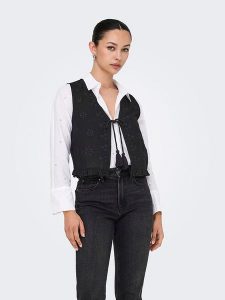 ONLY Top w kolorze czarnym rozmiar: L. Czarne topy ONLY, l, bez wzorów, bez kołnierzyka, bez ramiączek. Za 92,21 zł.