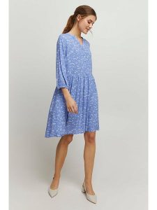 B.young Sukienka w kolorze niebieskim rozmiar: 38. Niebieskie sukienki b.young, na imprezę, s, bez wzorów, z wiskozy, klasyczne, bez kołnierzyka, bez ramiączek, mini. Za 65,69 zł.