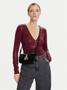 Patrizia Pepe Torebka 8B0231 L125 Czarny. Czarne torebki klasyczne Patrizia Pepe, bez wzorów, z lakierowanej skóry, lakierowane, bez dodatków. Za 699,99 zł.