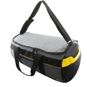 Torba podróżna National Geographic 60 L. Czarne torby podróżne i sportowe National Geographic, bez wzorów, z poliesteru, na ramię. Za 181,99 zł.
