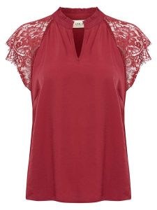 Kaffe Bluzka w kolorze czerwonym rozmiar: 36. Czerwone bluzki Kaffe, bez wzorów, z koronki, bez kołnierzyka, bez ramiączek. Za 74,28 zł.