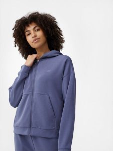 4F Bluza do jogi z dodatkiem modalu damska M. Niebieskie bluzy 4f, m, bez wzorów, z dzianiny, bez kaptura. Za 249,99 zł.