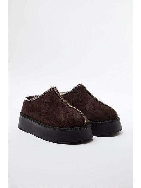 Trendyol Botki w kolorze brązowym rozmiar: 39. Brązowe botki Trendyol, bez wzorów, bez obcasa, na platformie, bez zapięcia. Za 131,43 zł.