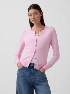 GAP Kardigan w kolorze jasnoróżowym rozmiar: XL. Różowe kardigany GAP, z bawełny. Za 83,22 zł.