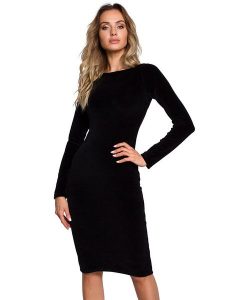 Made of emotion Sukienka w kolorze czarnym rozmiar: XL. Czarne sukienki Made Of Emotion, xl, bez wzorów, z bawełny, bez kołnierzyka, bez ramiączek, midi. Za 195,77 zł.