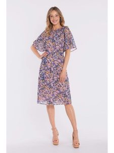 Stylove Sukienka w kolorze fioletowo-jasnoróżowym rozmiar: M. Różowe sukienki Stylove, na co dzień, m, bez wzorów, z tkaniny, bez kołnierzyka, bez ramiączek, midi, proste. Za 205,93 zł.