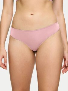 Triumph Figi brazylijskie Lovely Micro 10182554 Różowy. Czerwone figi Triumph, bez wzorów, z syntetyku. Za 39,99 zł.