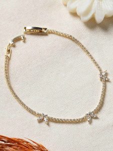 Lodie Silver Pozłacana bransoletka z cyrkoniami rozmiar: onesize. Szare bransoletki Lodie Silver, z cyrkonią, metalowe. Za 109,78 zł.