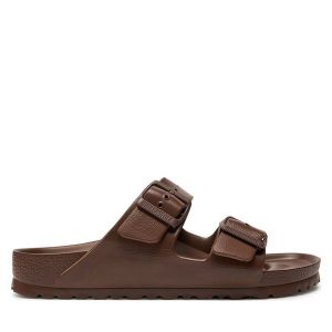 Klapki Birkenstock. Brązowe klapki Birkenstock, bez wzorów, bez obcasa. Za 179,99 zł.