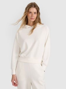 4F Bluza dresowa nierozpinana z modalem damska - biała XS. Białe bluzy 4f, l, bez wzorów, z dresówki, z kapturem. W wyprzedaży za 169,99 zł.