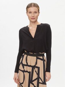 Kaffe Bluzka Calina 10503789 Czarny Regular Fit. Czarne bluzki Kaffe, bez wzorów, z wiskozy, bez kołnierzyka, bez ramiączek. Za 189,99 zł.