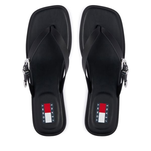 Japonki Tommy Jeans. Czarne balerinki Tommy Jeans, bez wzorów, z jeansu, bez obcasa, bez zapięcia. Za 409,99 zł.