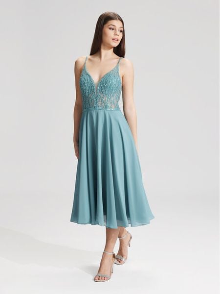 Hey Kyla Sukienka koktajlowa 5AC106HK Niebieski Slim Fit. Niebieskie kombinezony Hey Kyla, bez wzorów, z syntetyku, wizytowe, bez kołnierzyka, bez ramiączek. Za 419,99 zł.