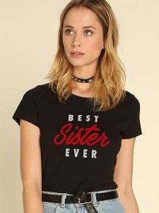 WOOOP Koszulka "Best Sister Ever" w kolorze czarnym rozmiar: L. Czarne bluzki Wooop, l, bez wzorów, z bawełny, bez kołnierzyka, bez ramiączek. Za 70,57 zł.