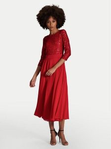 Swing Sukienka koktajlowa 5AH21600 Czerwony Regular Fit. Czerwone sukienki Swing, bez wzorów, z syntetyku, wizytowe, bez kołnierzyka, bez ramiączek. Za 699,99 zł.