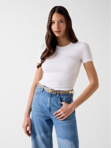 Guess T-Shirt W6YI12 K3751 Biały Slim Fit. Białe t-shirty Guess, s, z aplikacjami, bez kołnierzyka, bez ramiączek. Za 174,99 zł.