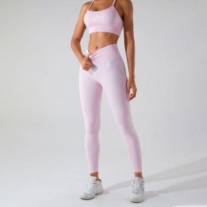 Legginsy Sculpt Scrunch - Jasnoróżowy. Czerwone legginsy JOY STUDIO, bez wzorów, z materiału, z podwyższonym stanem, długie. Za 212,00 zł.