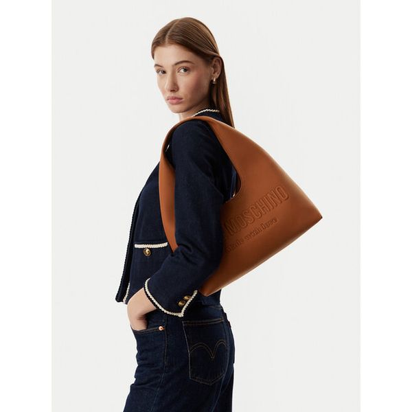 Torebka LOVE MOSCHINO. Brązowe torebki klasyczne LOVE MOSCHINO, bez wzorów, bez dodatków. Za 530,99 zł.
