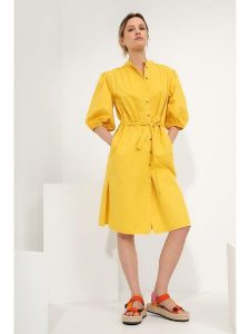 Josephine & Co Sukienka "Greta" w kolorze żółtym rozmiar: 34. Żółte sukienki Josephine & Co, na co dzień, bez wzorów, z bawełny, bez kołnierzyka, bez ramiączek, midi, proste. Za 162,49 zł.