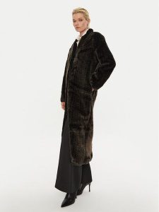 Bruuns Bazaar Futro Casala BBW4153 Brązowy Regular Fit. Brązowe płaszcze Bruuns Bazaar, bez wzorów, z futra, bez kaptura. Za 989,00 zł.