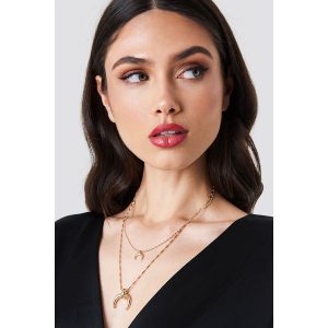 NA-KD Accessories Kaskadowy naszyjnik z zawieszkami - Gold. Naszyjniki marki NA-KD Accessories. W wyprzedaży za 26,47 zł.