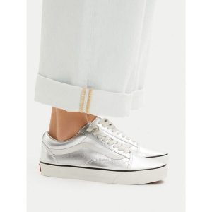 Tenisówki Vans. Brązowe trampki Vans, bez wzorów, bez zapięcia. Za 449,99 zł.