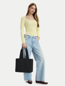 HUGO Torebka 50563016 Czarny. Czarne torebki klasyczne Hugo, bez wzorów, ze skóry, bez dodatków. Za 652,99 zł.