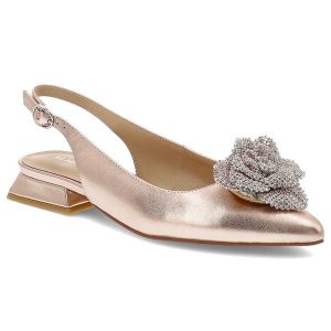 Sandały damskie Alma en Pena, skórzane z ozdobą na płaskim obcasie z noskiem w szpic ze sprzączką, różowe, V250494. Czerwone sandały Alma en Pena, z aplikacjami, ze skóry, bez obcasa, na obcasie, bez zapięcia. Za 499,00 zł.