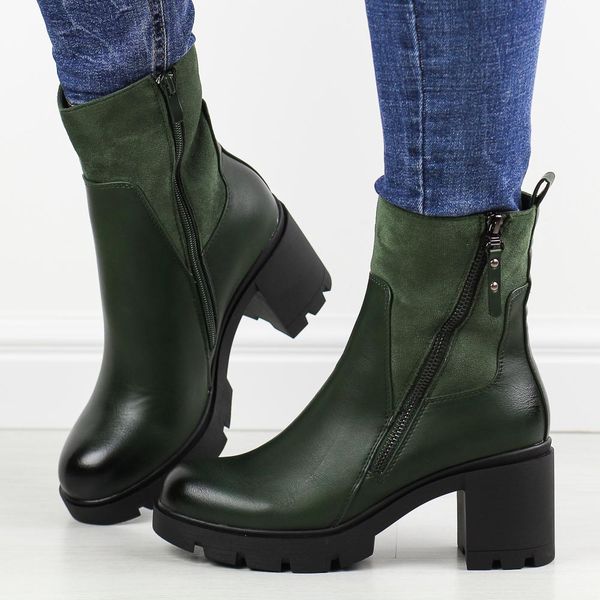 Zielone botki damskie na obcasie M.Daszyński 23108A-14. Zielone botki M.Daszyński, na jesień, bez wzorów, z jeansu, bez obcasa, na obcasie, bez zapięcia. Za 219,00 zł.