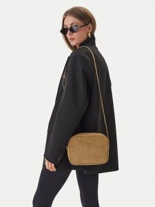 Patrizia Pepe Torebka 8B8985/L152-G626 Zielony. Zielone torebki klasyczne Patrizia Pepe, bez wzorów, ze skóry, bez dodatków. Za 623,99 zł.