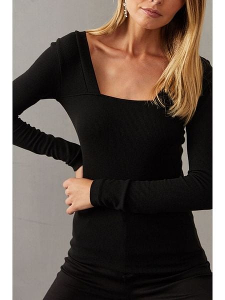 Milan Kiss Koszulka w kolorze czarnym rozmiar: XL. Czarne bluzki Milan Kiss, xl, bez wzorów, bez kołnierzyka, bez ramiączek. Za 113,99 zł.