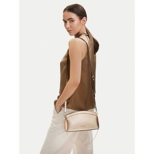 Torebka MICHAEL Michael Kors. Żółte torebki klasyczne MICHAEL Michael Kors, bez wzorów, bez dodatków. Za 661,99 zł.