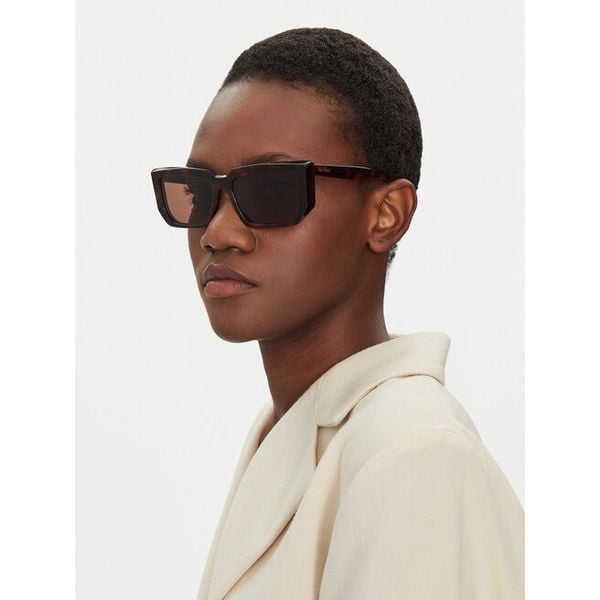 Okulary przeciwsłoneczne Max Mara. Brązowe okulary przeciwsłoneczne Max Mara. Za 545,99 zł.