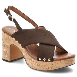 Sandały damskie Marco Tozzi, cholewka ze skóry ekologicznej pasek wokół pięty z regulacją na klamrę, brązowe, 2-28366-46 304. Brązowe sandały Marco Tozzi, bez wzorów, ze skóry ekologicznej, bez obcasa, na obcasie, bez zapięcia. Za 259,00 zł.