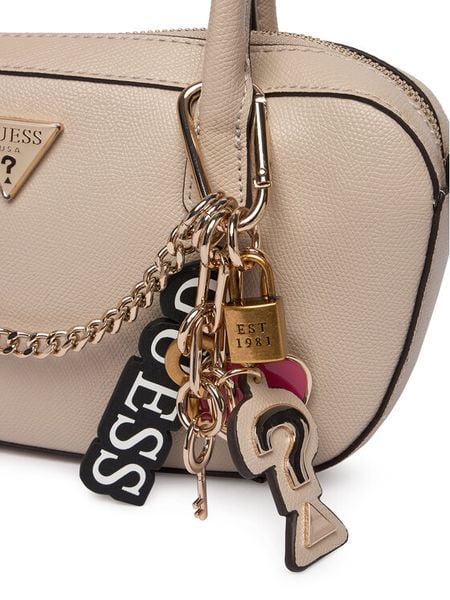 Guess Torebka Davina HWBG98 99050 Kremowy. Białe torebki klasyczne Guess, z aplikacjami, ze skóry, bez dodatków. Za 324,99 zł.
